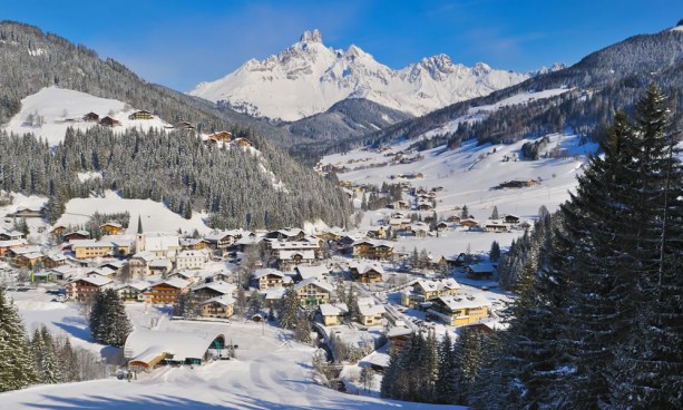 Filzmoos inmitten der malerischen Bergwelt ©TVB Filzmoos